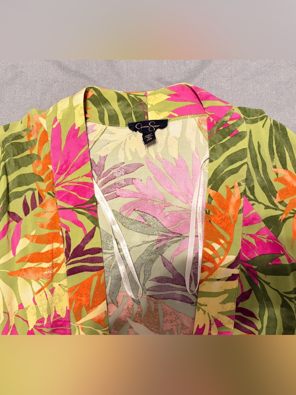 Jessica Simpson Tropical Leaf Open Front Kimono - Green, Pink & Orange - Picture 3 of 3